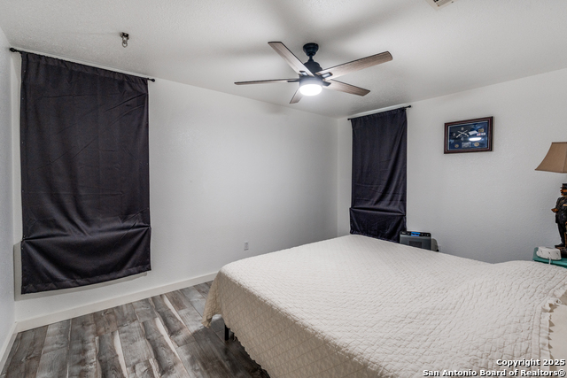 Image 19 of 25 For 2500 Newning