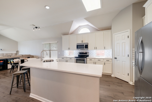 Image 12 of 31 For 4733 Green Bluff Dr