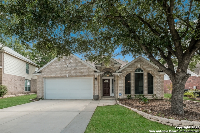 Image 3 of 31 For 4733 Green Bluff Dr