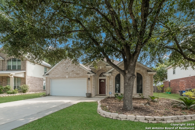 Image 4 of 31 For 4733 Green Bluff Dr