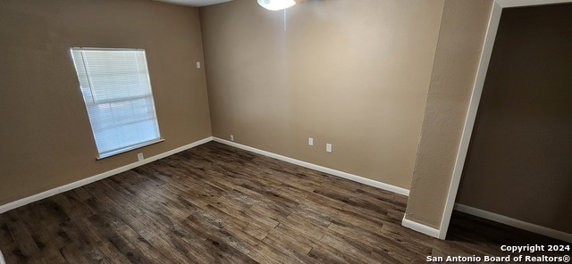 Image 18 of 25 For 1826 Laven Dr