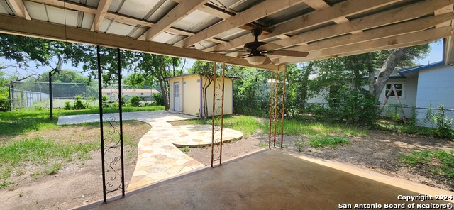 Image 22 of 25 For 1826 Laven Dr