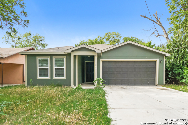 Details for 223 Baxter  , Seguin, TX 78155
