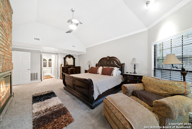 Image 19 of 32 For 8 Rogers Wood