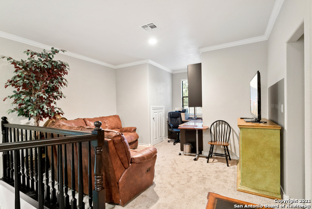 Image 28 of 32 For 8 Rogers Wood