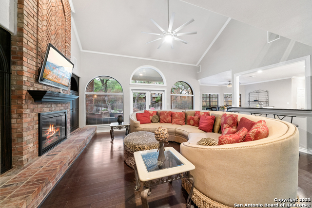 Image 9 of 32 For 8 Rogers Wood