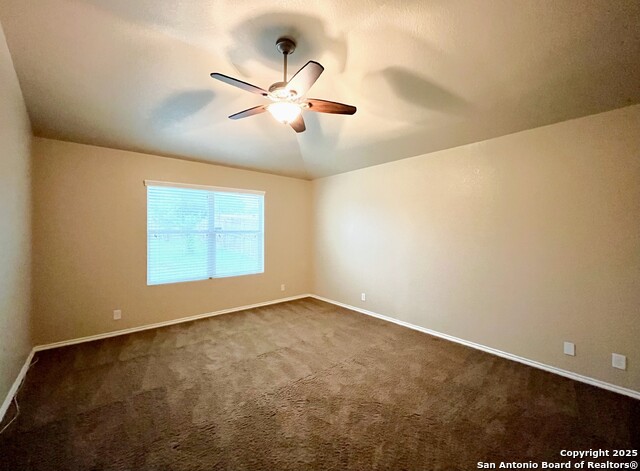 Listing photo id 19 for 7538 Elegante Way
