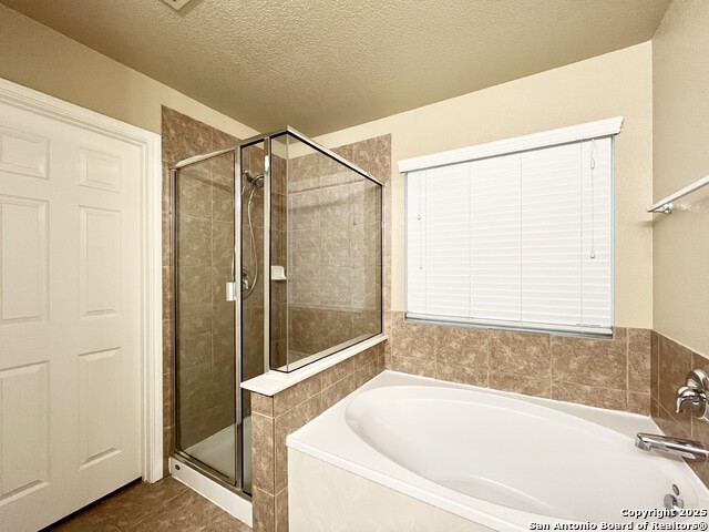 Listing photo id 22 for 7538 Elegante Way