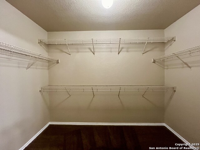 Listing photo id 23 for 7538 Elegante Way