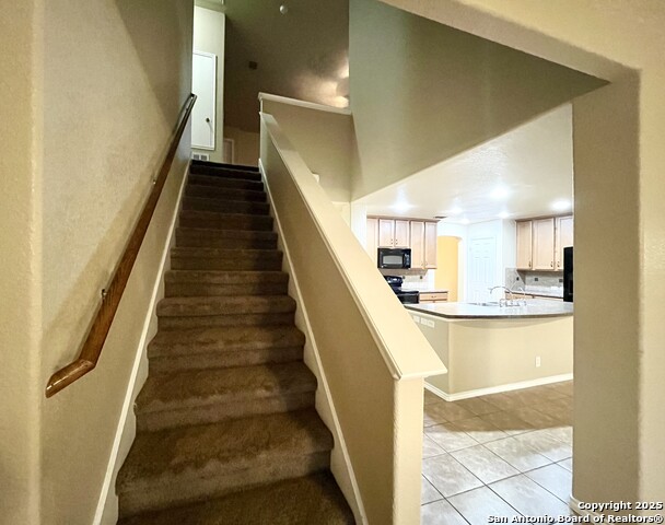 Listing photo id 24 for 7538 Elegante Way