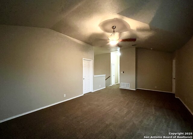 Listing photo id 26 for 7538 Elegante Way