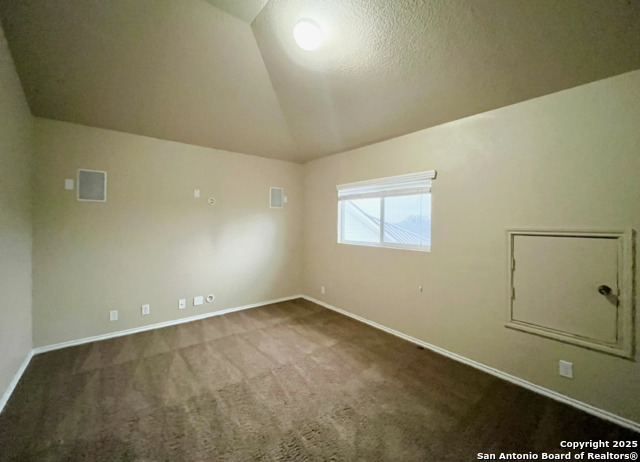 Listing photo id 28 for 7538 Elegante Way