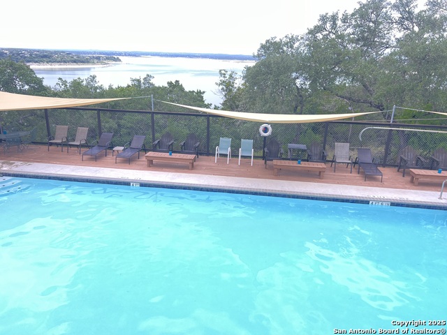 Listing photo id 8 for 1597 Trail Pass