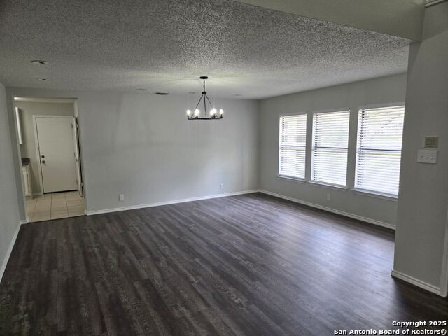 Image 7 of 50 For 23622 Northwood