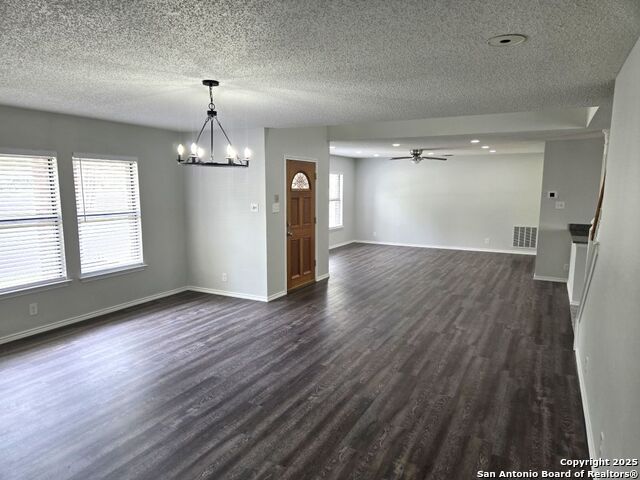Image 9 of 50 For 23622 Northwood