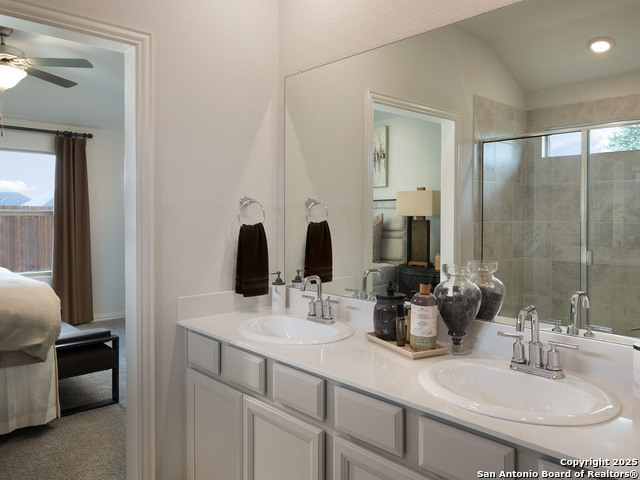 Image 6 of 9 For 29519 Frontier Way
