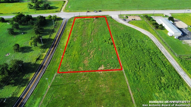Listing photo id 0 for 1456 East Cemetery Road E