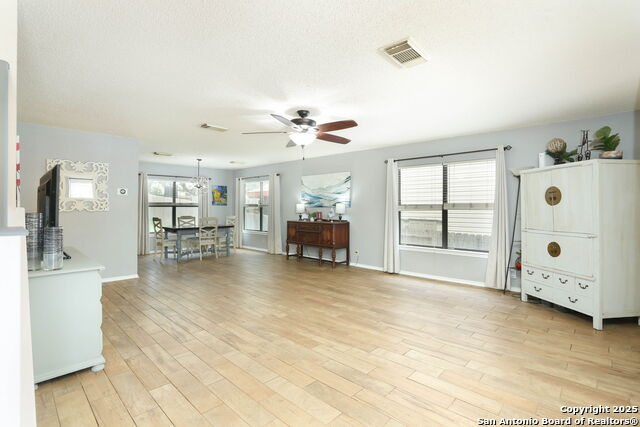 Image 4 of 27 For 10130 Windstone