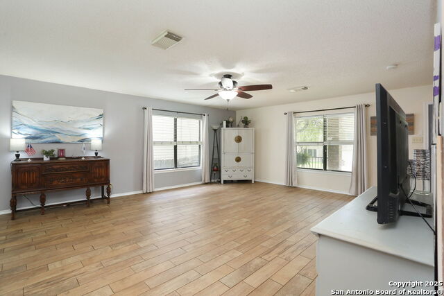 Image 6 of 27 For 10130 Windstone