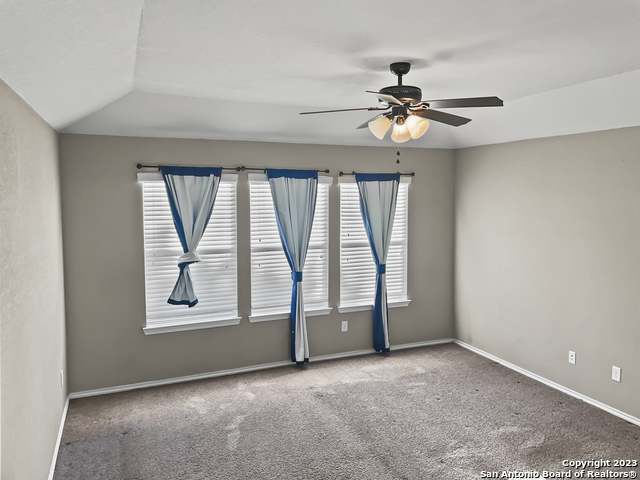 Image 11 of 24 For 27410 Valle Verde