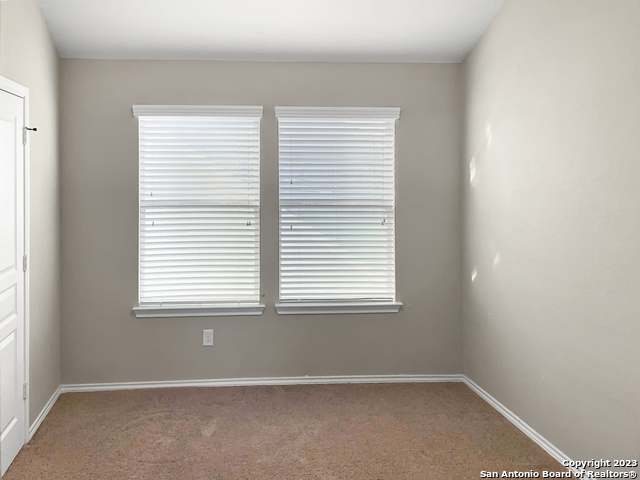 Image 16 of 24 For 27410 Valle Verde