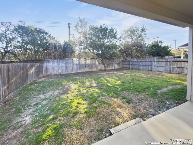 Image 21 of 24 For 27410 Valle Verde