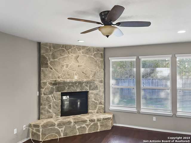 Image 7 of 24 For 27410 Valle Verde