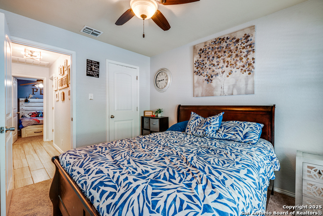 Listing photo id 11 for 8838 Palmetto Fls