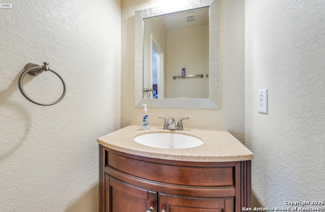 Image 12 of 24 For 24107 Canyon Row