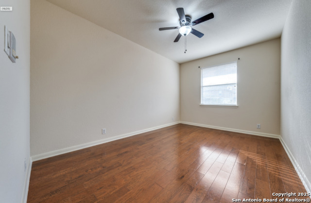 Image 17 of 24 For 24107 Canyon Row
