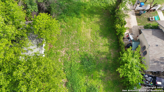 Image 17 of 18 For 1131 Center  