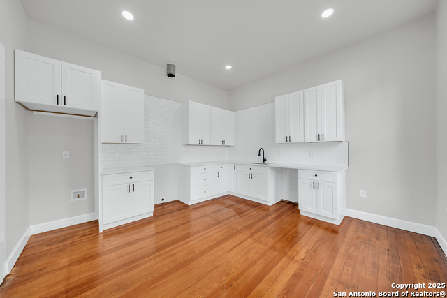Image 8 of 17 For 822 Lamar  