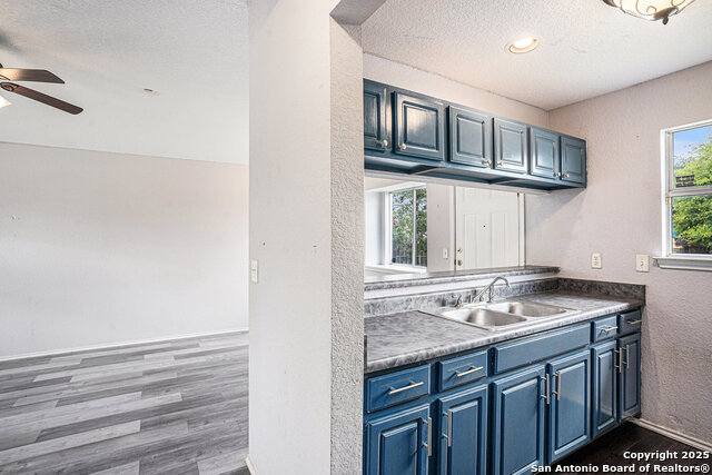 Image 7 of 16 For 11319 Gaylord Dr