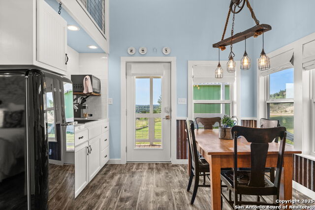 Image 27 of 44 For 365 Billy Sisson