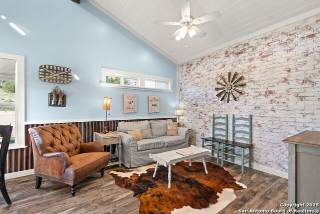 Image 30 of 44 For 365 Billy Sisson