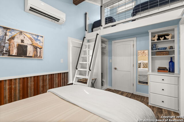 Image 32 of 44 For 365 Billy Sisson