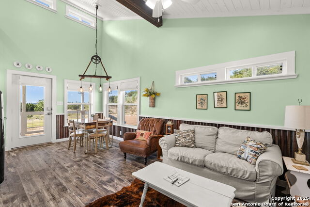 Image 37 of 44 For 365 Billy Sisson