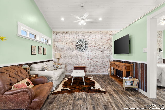 Image 39 of 44 For 365 Billy Sisson