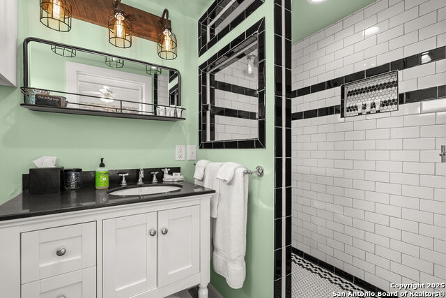 Image 42 of 44 For 365 Billy Sisson