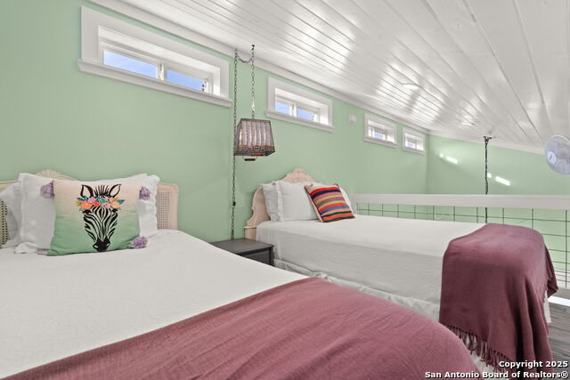 Image 44 of 44 For 365 Billy Sisson