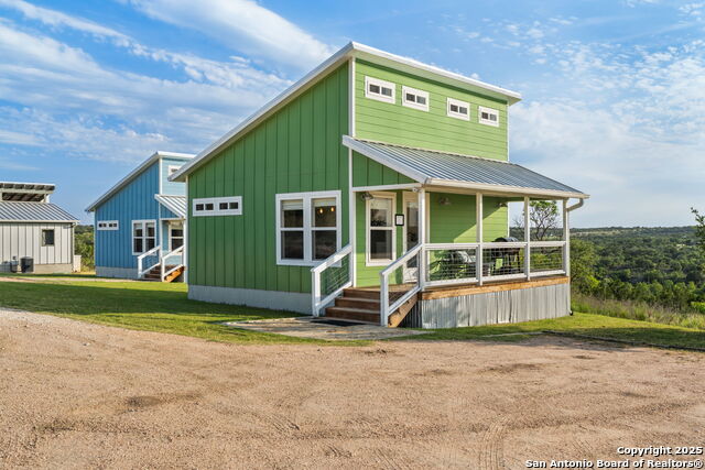 Image 6 of 44 For 365 Billy Sisson