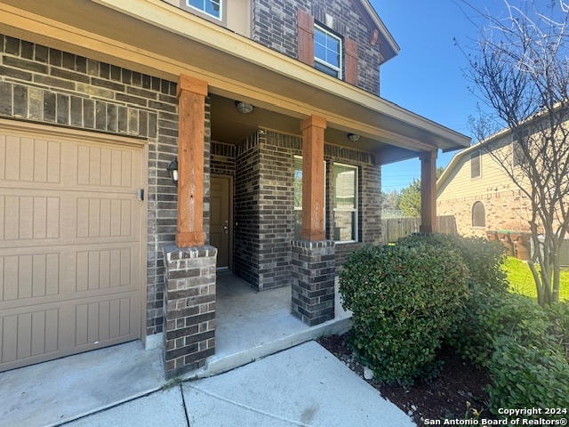 Image 4 of 27 For 12147 Potter Cir