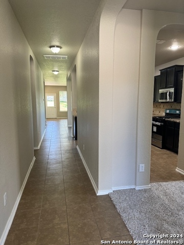 Image 5 of 27 For 12147 Potter Cir