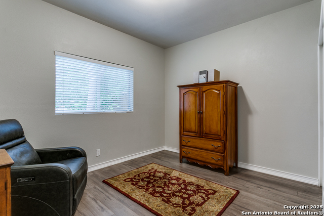 Image 19 of 24 For 7834 Dashwood