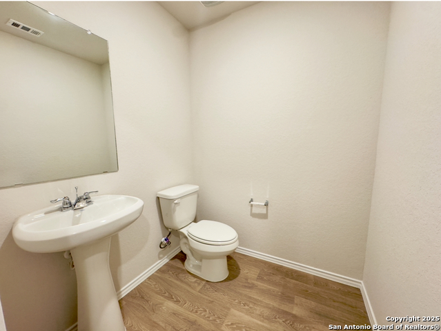 Image 15 of 23 For 349 Trent Dr