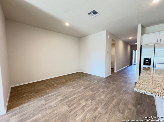 Image 9 of 23 For 349 Trent Dr