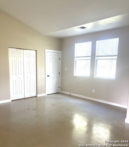 Image 5 of 27 For 25617 Campbellton Rd  2