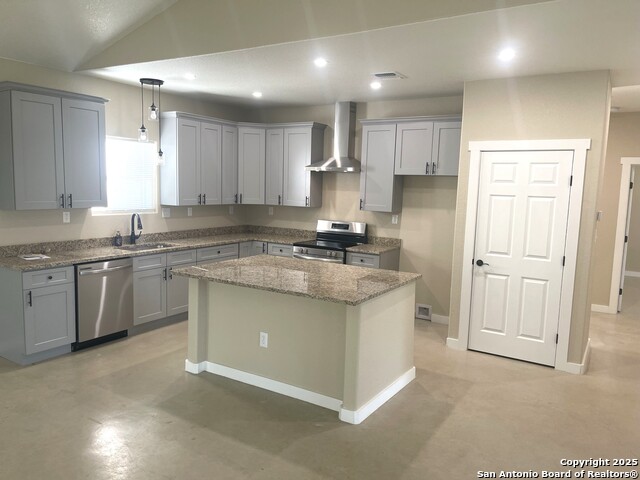 Image 7 of 27 For 25617 Campbellton Rd  2