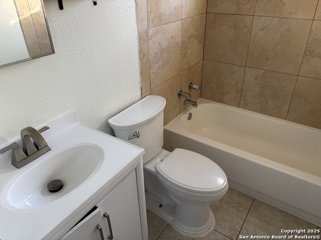 Image 14 of 24 For 401 Lindbergh Blvd W