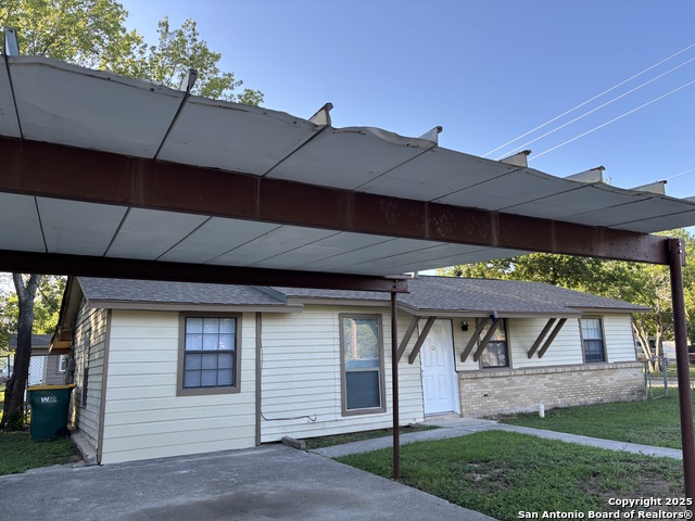Image 3 of 24 For 401 Lindbergh Blvd W